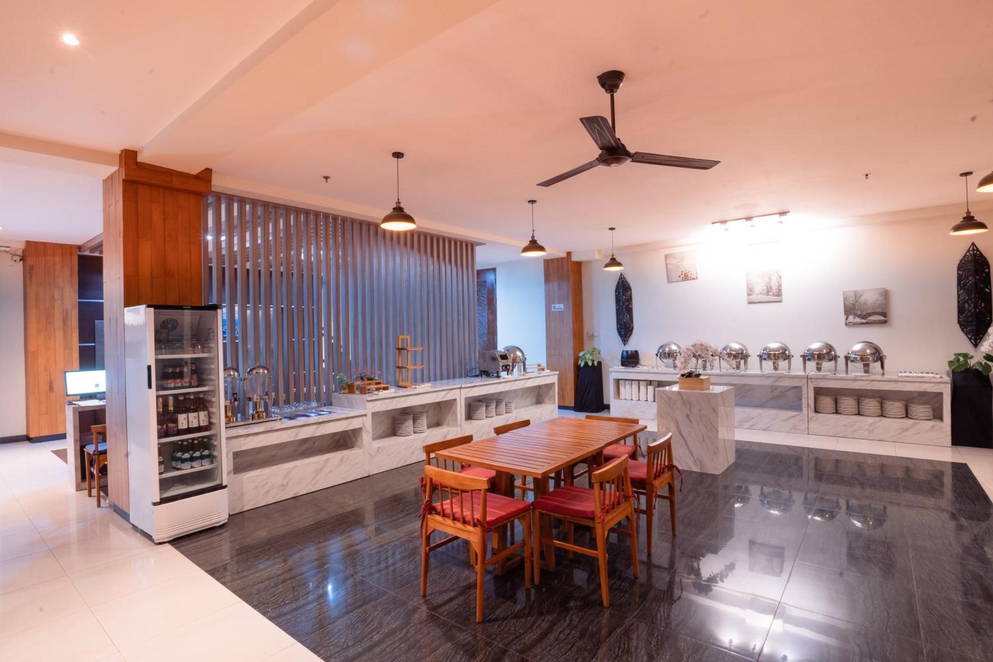 Zasgo Hotel Labuan Bajo Kültér fotó