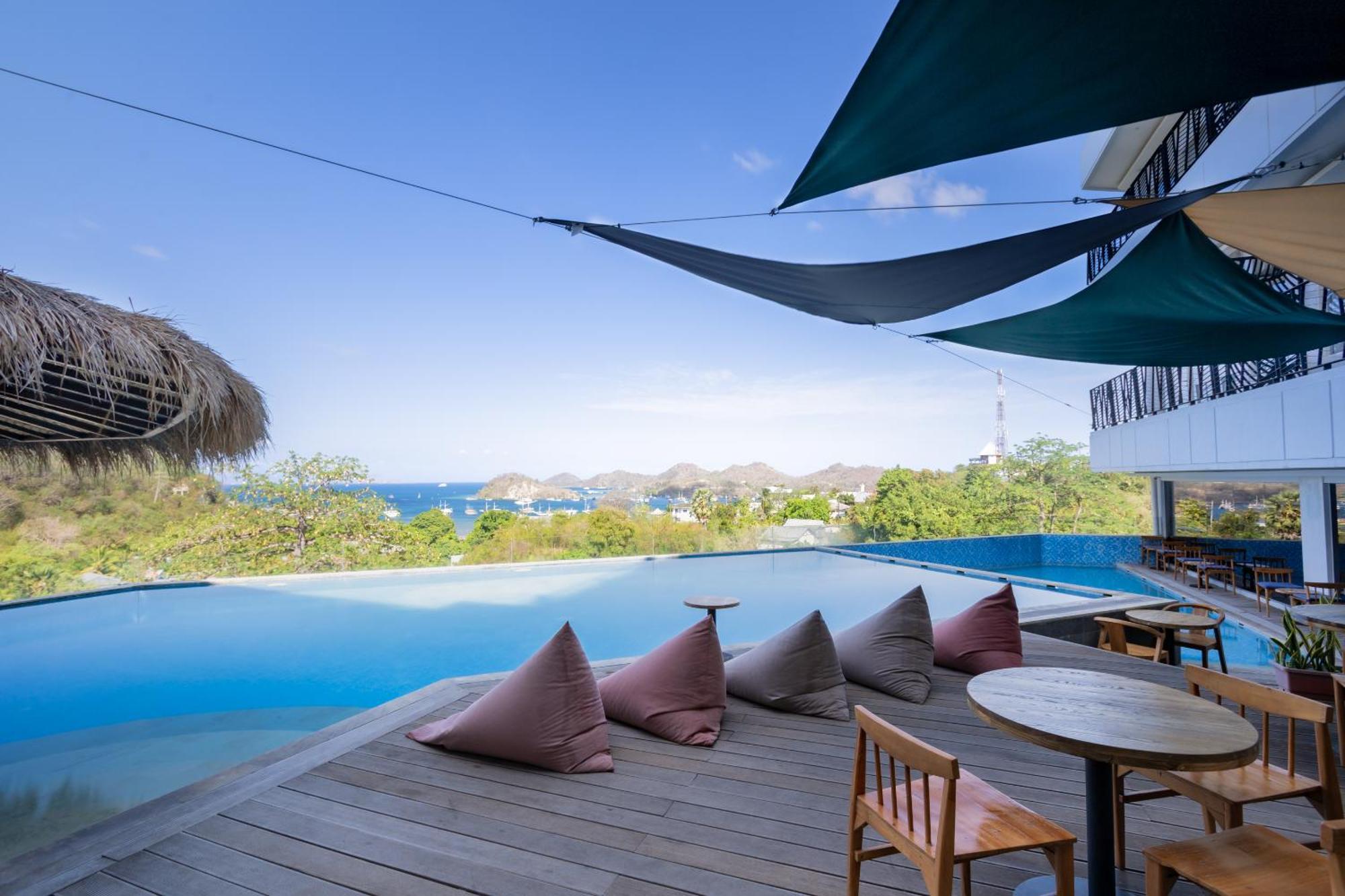 Zasgo Hotel Labuan Bajo Kültér fotó