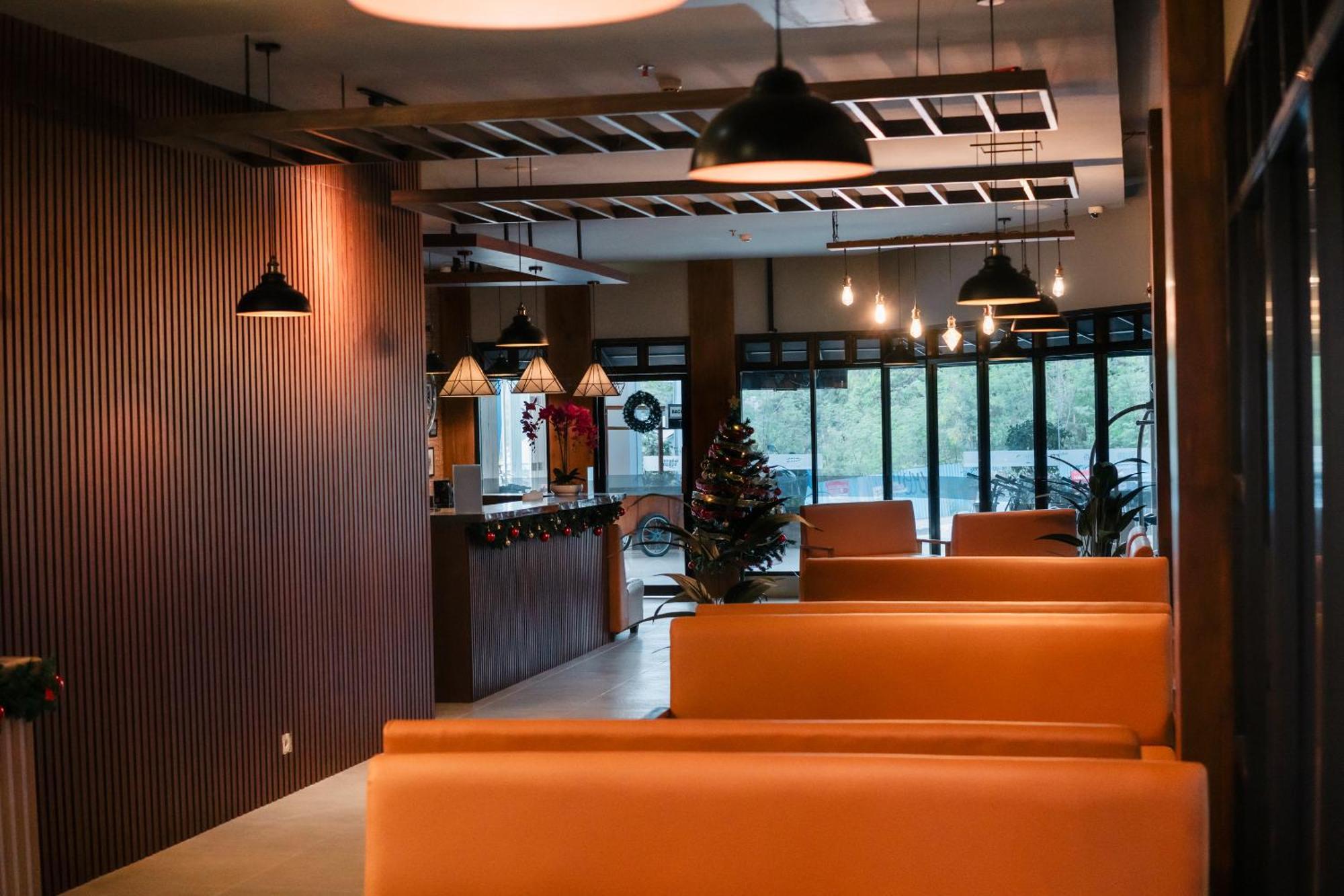 Zasgo Hotel Labuan Bajo Kültér fotó