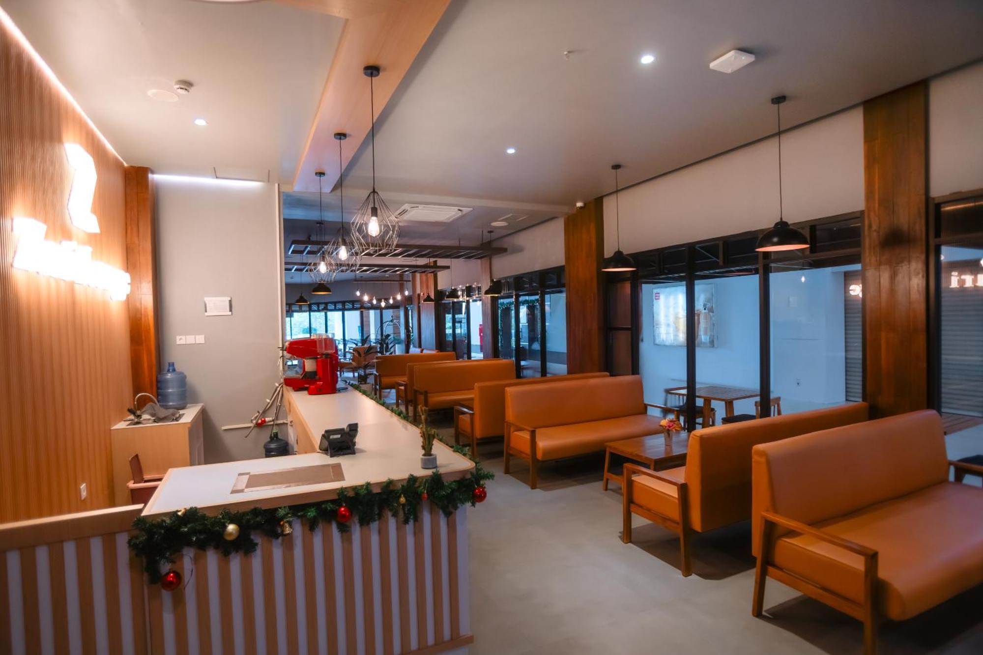 Zasgo Hotel Labuan Bajo Kültér fotó