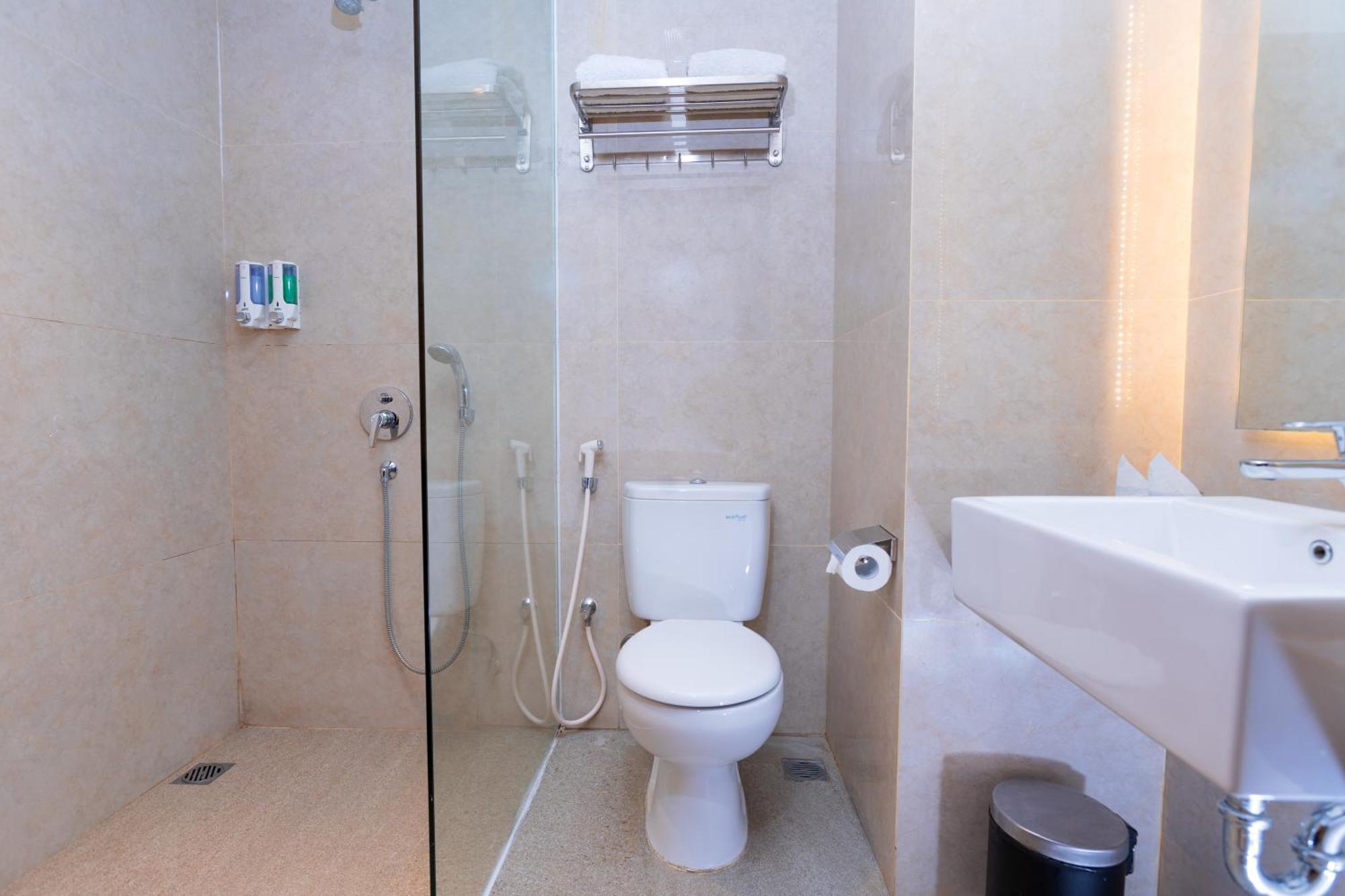 Zasgo Hotel Labuan Bajo Kültér fotó